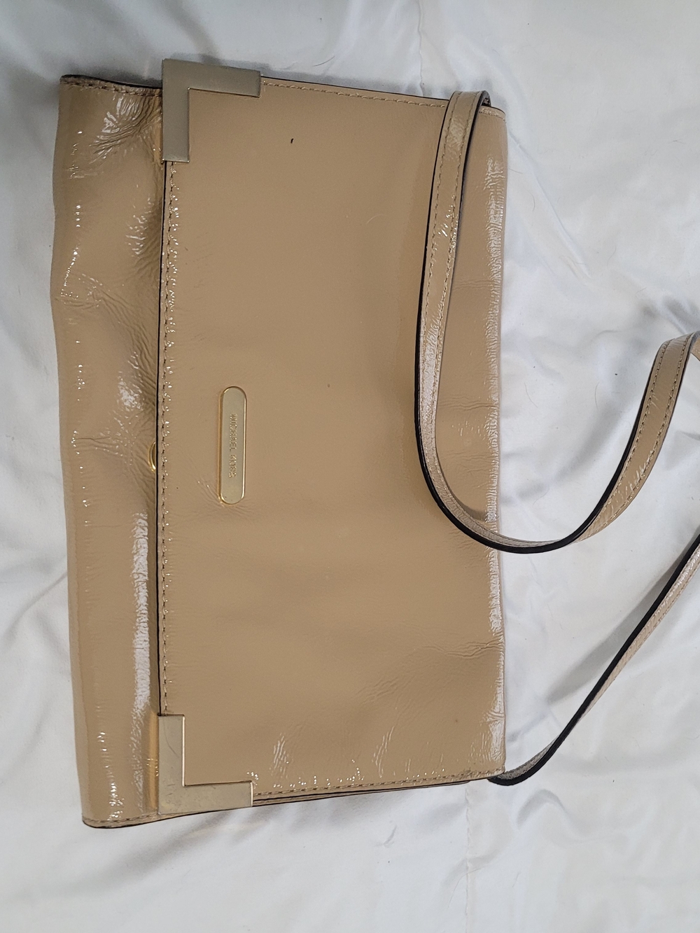 Beige Patent Leather Shoulder Bag - Michael Kors